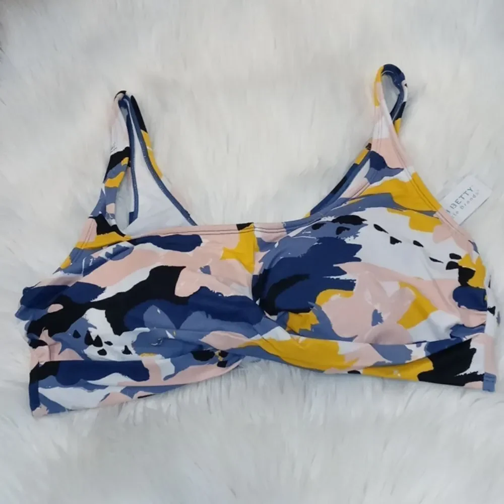 Women's plus size slimming top